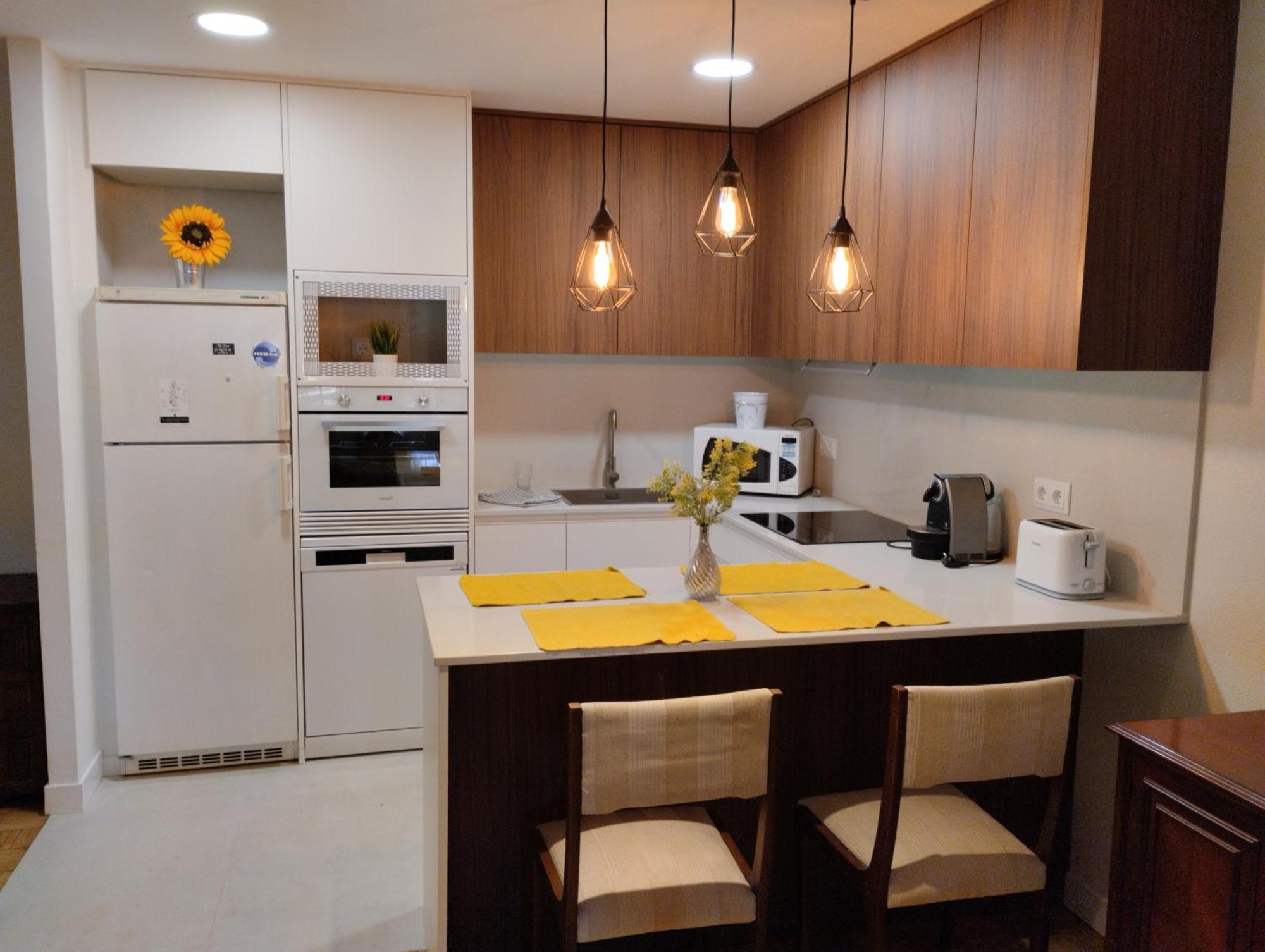 Habitacion Confort En Chamartin Madrid Exterior photo